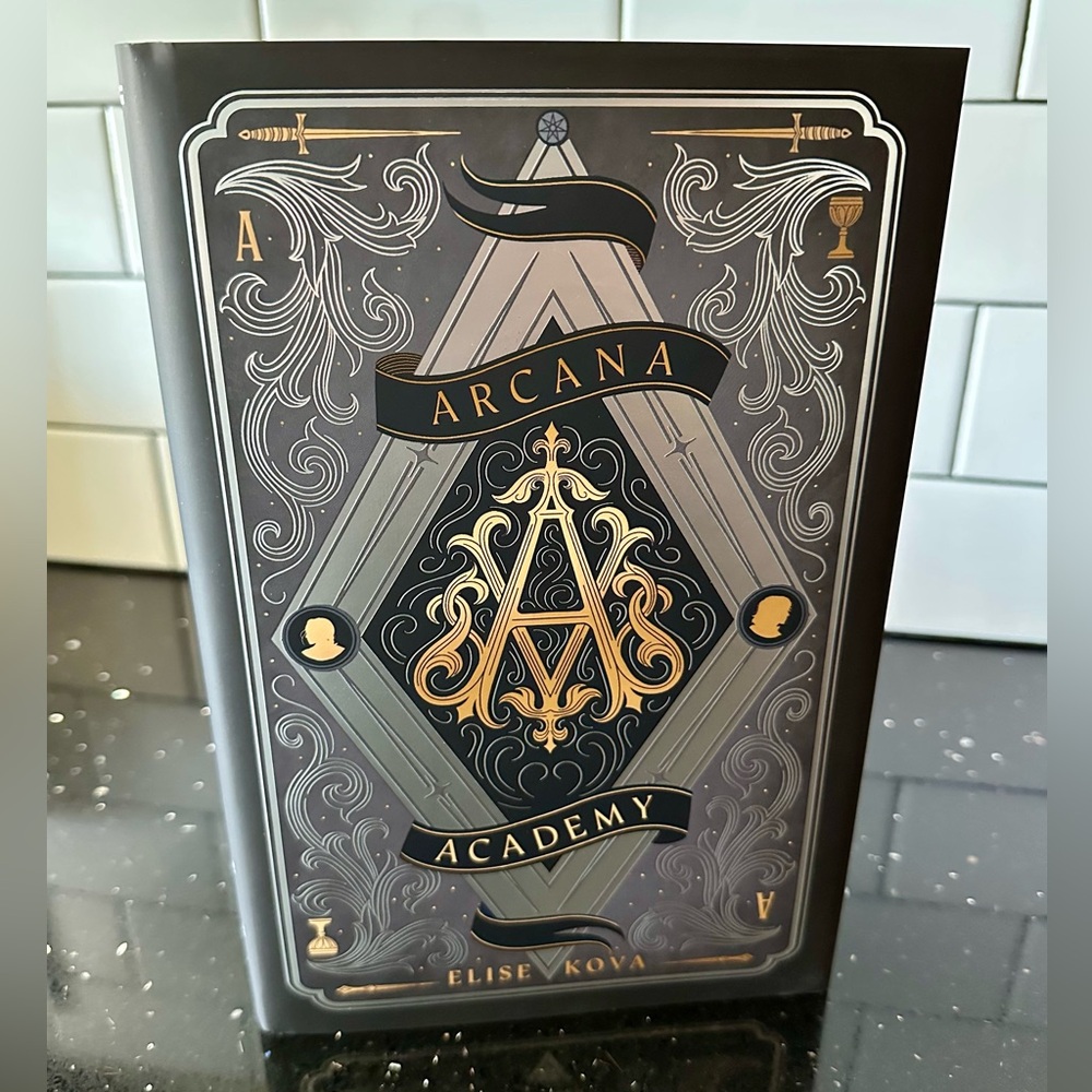 Arcana Academy | Elise Kova | FairyLoot Exclusive Edition
